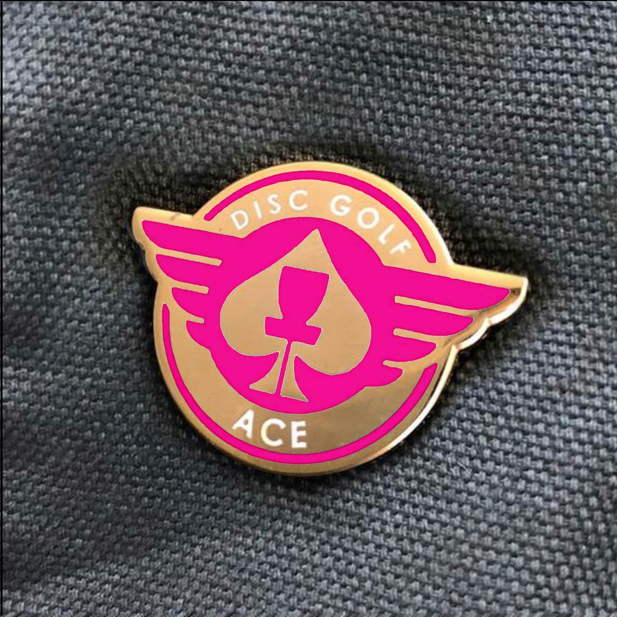 ACE Disc Golf Pin Success pink gold